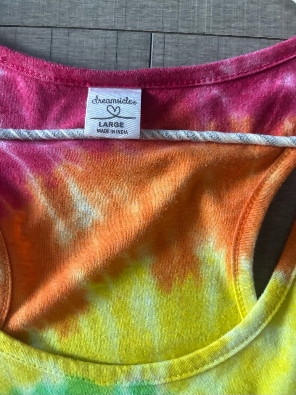 🎀FREE🎀WITH ANY PURCHASE🎀Vintage Women's 'Wasaga Beach' Tie-Dye Fringe Tank Top - Picture 5 of 5